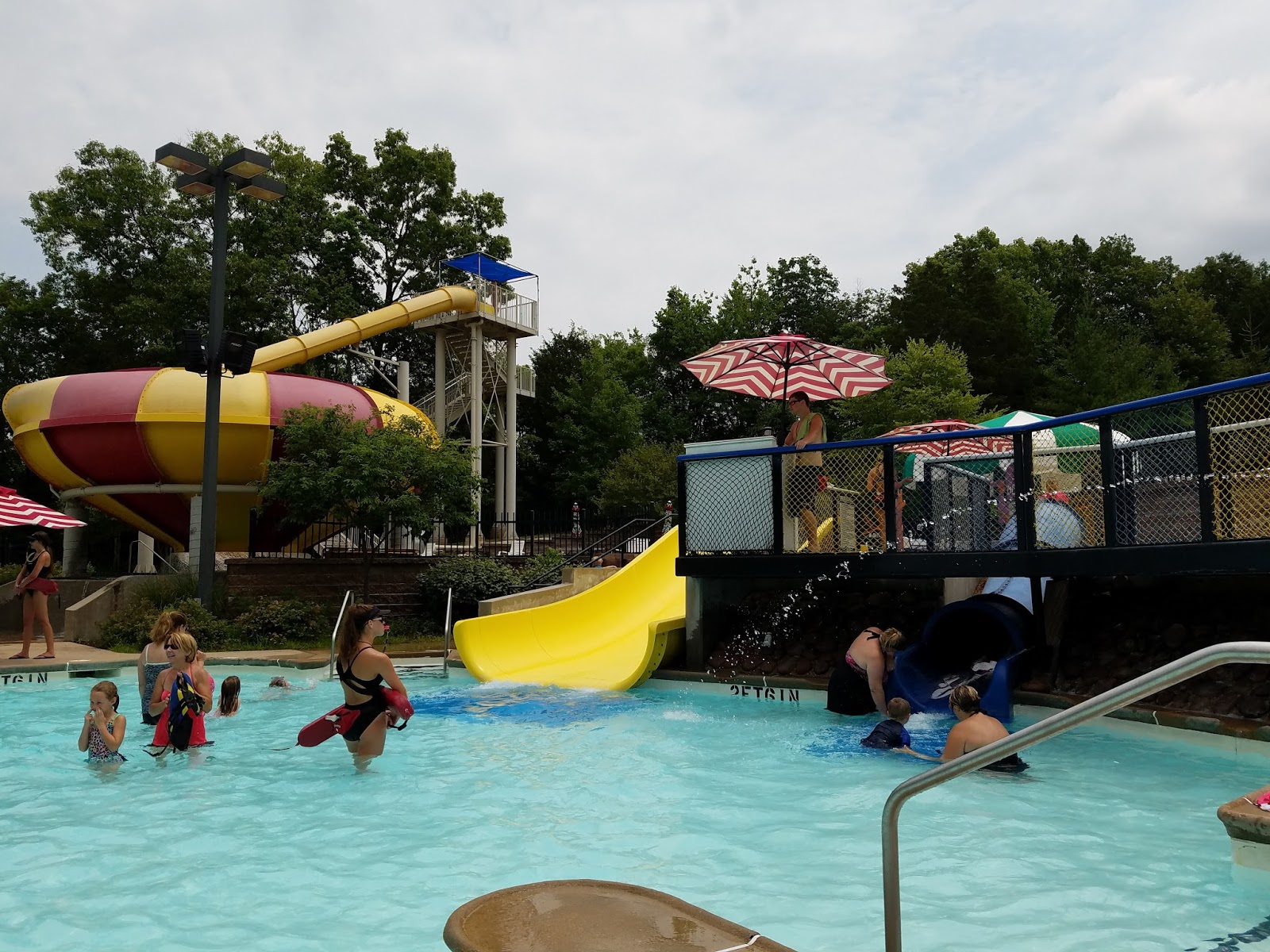 Play St. Louis Arnold Rec Center Outdoor Pool, Arnold