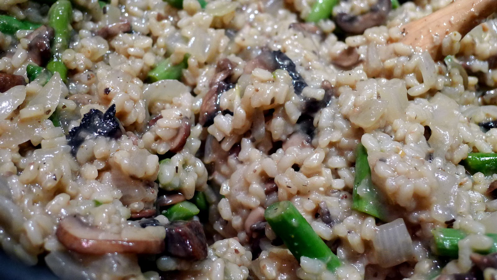 newFOOD tuesdayz Wild Mushroom and Asparagus Risotto