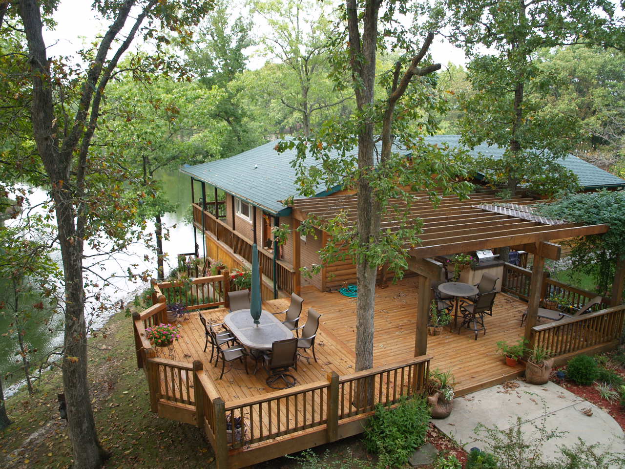 Tour Central Illinois Lake Homes