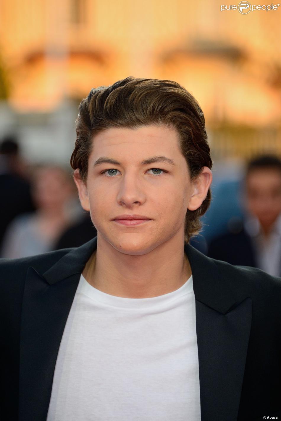 The Secret Life of Wiggle Butts MCM Tye Sheridan