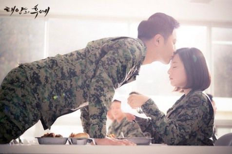 Descendant Of The Sun 2 Bakal Tayang di 2017! Para Netizen Harap Cemas Menunggu Kelanjutannya Descendant Of The Sun 2 Bakal Tayang di 2017! Para Netizen Harap Cemas Menunggu Kelanjutannya