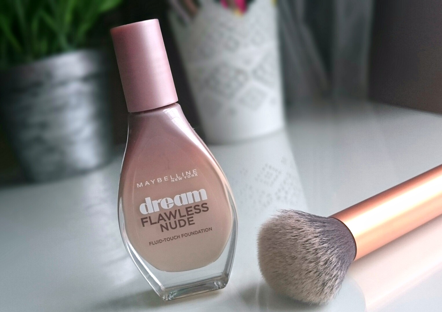 Maybelline Dream Flawless Nude foundation