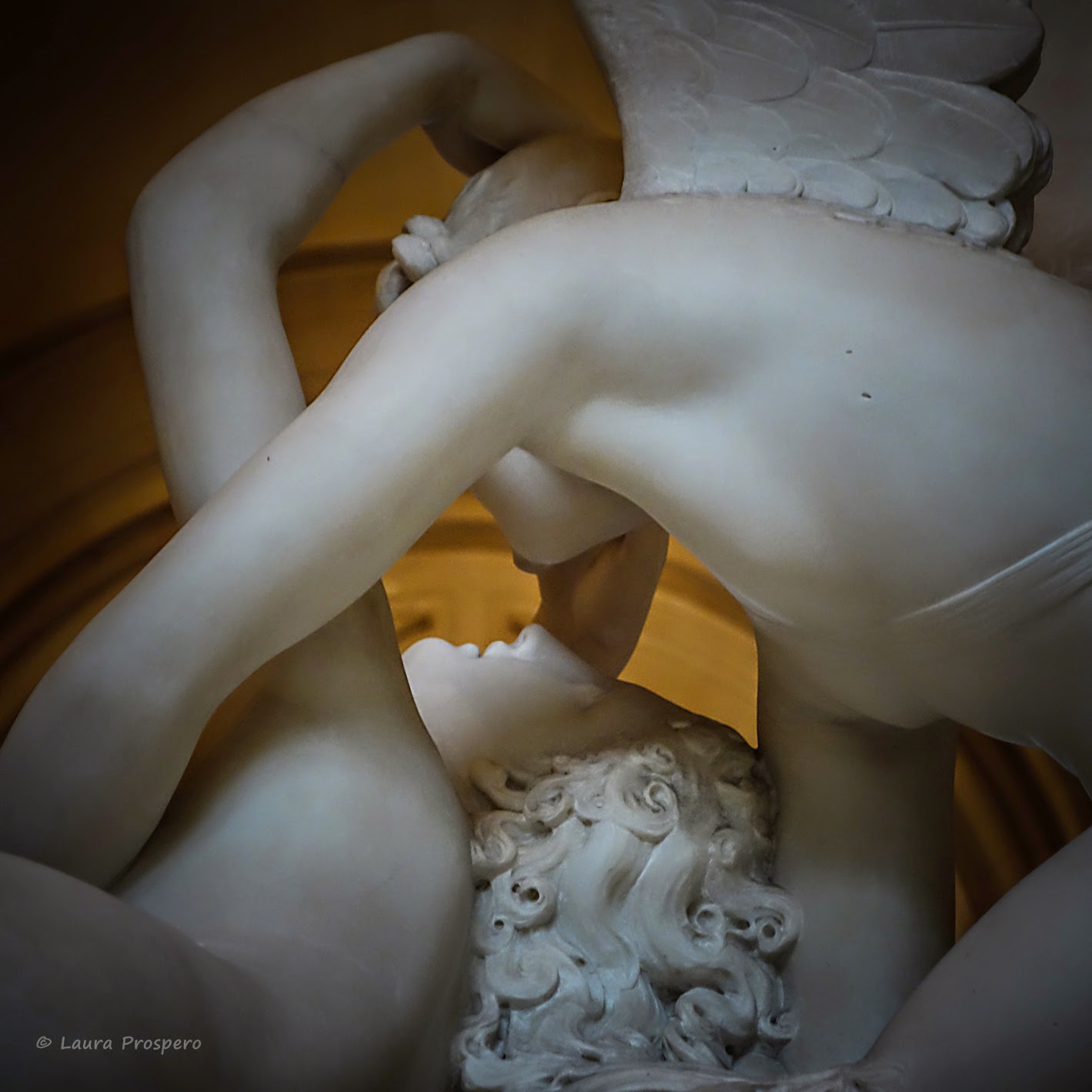 Amour et Psyché- Antonio Canova  - Musée du Louvre © Laura Prospero