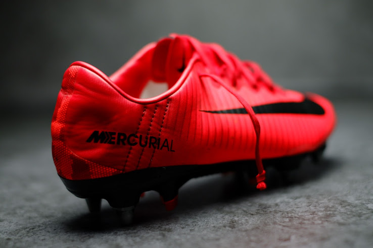 Nike Mercurial Vapor Flyknit Ultra FG Football Shoe New Dry Male