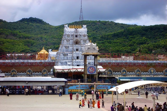 Sri Venkateswara Swamy Vaari Temple in Tirupati,Andhra Pradesh