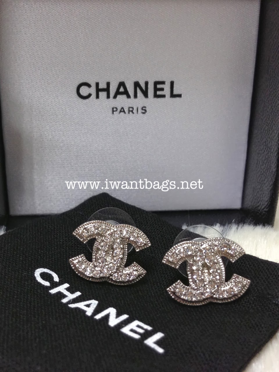 Chanel Double CC Logo Crystal Stud Earrings (A37272)