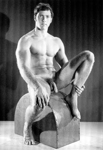 Richard burton nude - 🧡 Элизабет Тейлор позирует скульптору в белых трусик...