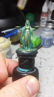 http://www.thebrushwizard.com/2016/01/tutorial-how-to-paint-weathered-brass.html