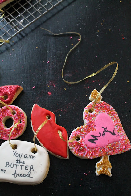 Valentines cookie banner,Valentines day cookies,ValentinesDecorated Cookies, decorated cookies, Valentines decorated cookies, kiss cookies, lips cookies, heart cookies, fletched heart cookies