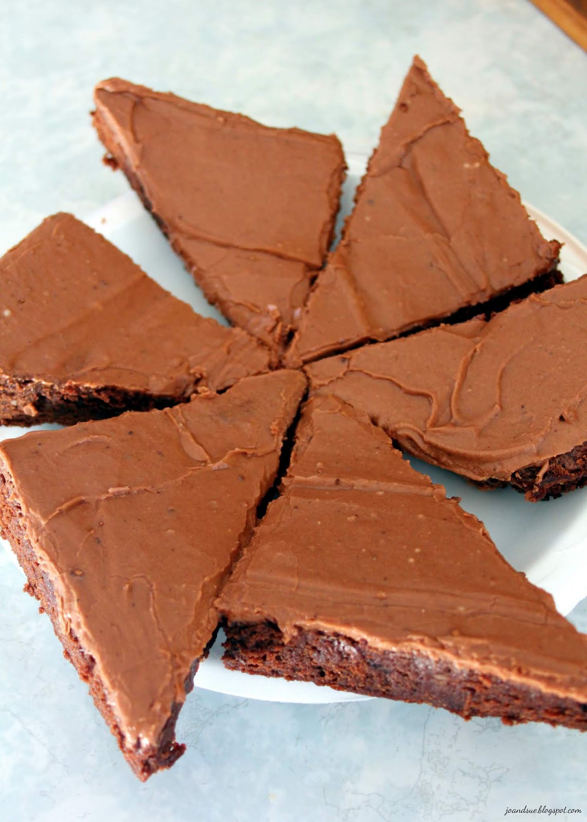 Jo and Sue Classic Chocolate Brownies (Big Batch)