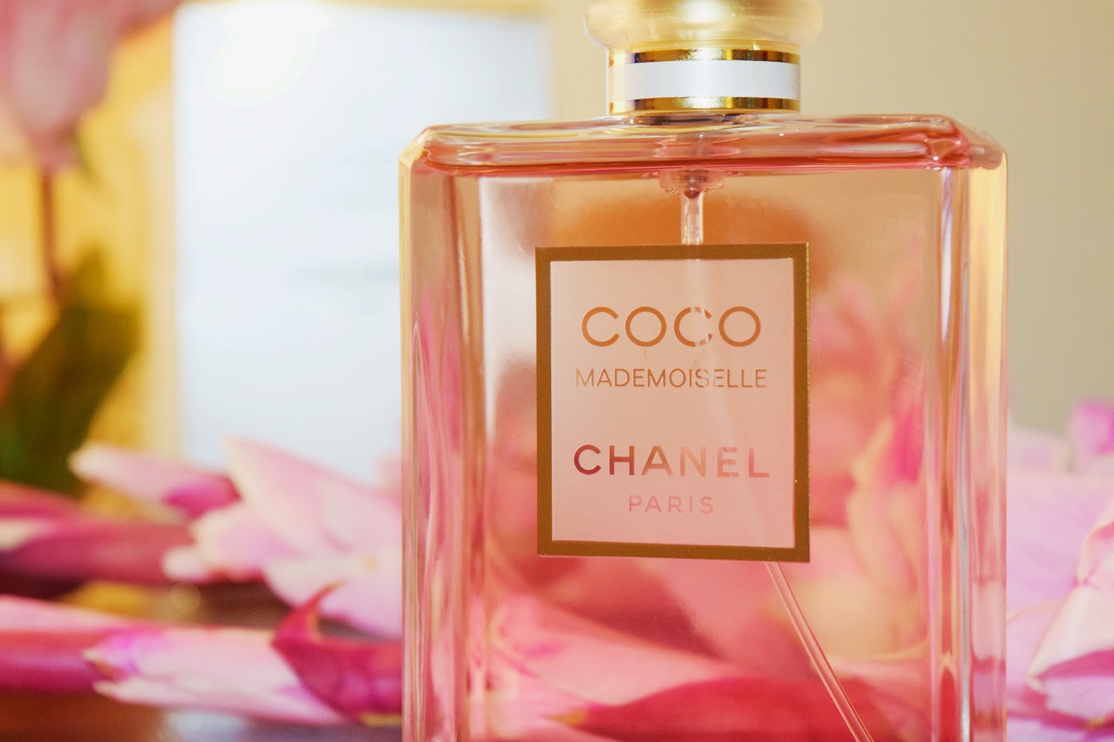 Chanel Coco Mademoiselle | The Most Romantic Fragrance for Valentines