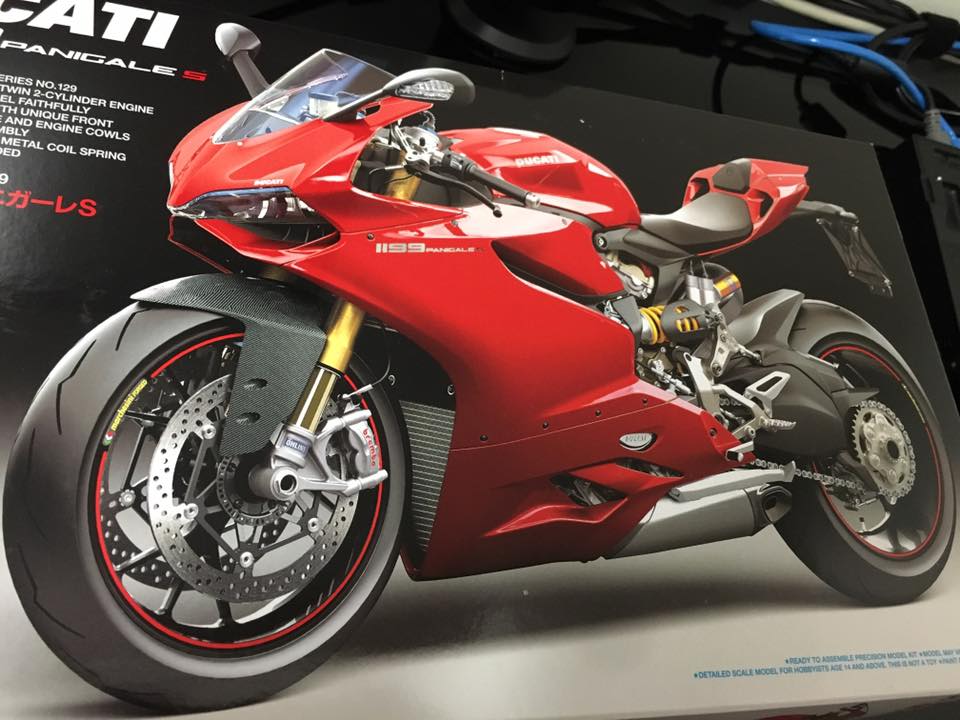 TAMIYA 1/12 DUCATI 1199 PANIGALE S Motorcycle Series No.129 14129