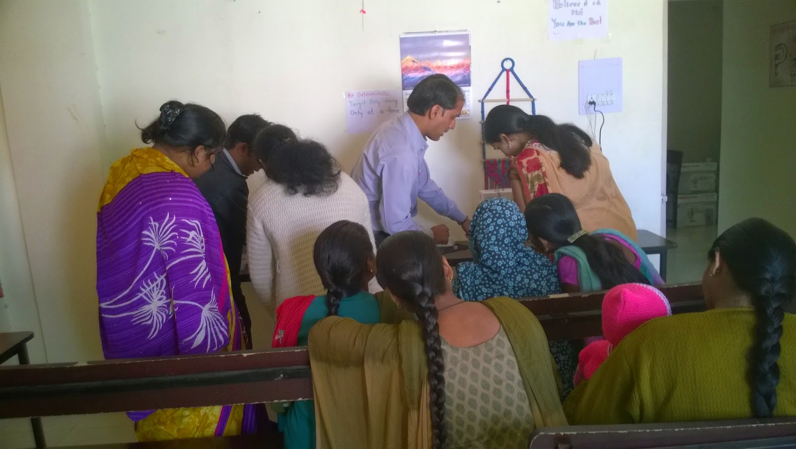 USHA SILAI MACHINE TRAINING