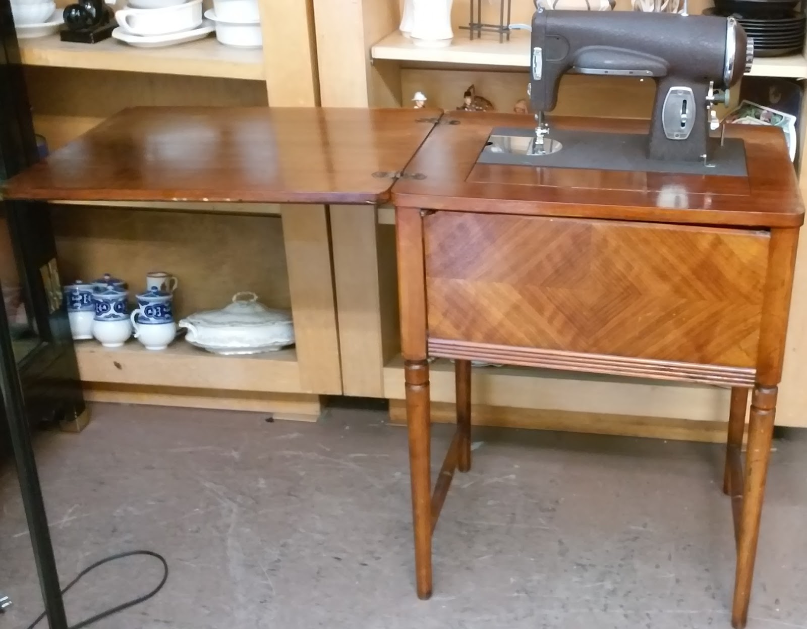 Kenmore Vintage Sewing Machine Essentials