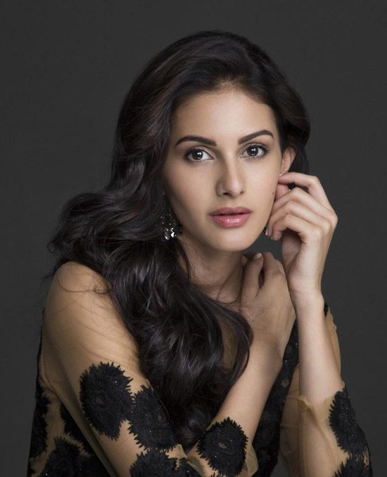 Amyra Dastur Latest Photoshoot Pics ~ Hot n sexy Actress