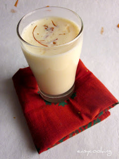 milk-with-saffron
