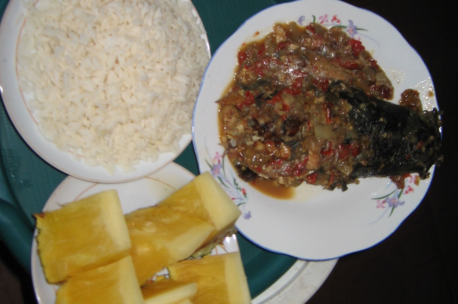 GROOMING A FAMILY OF NOBLES AND ACHIEVERS! Fresh Fish Gravy With