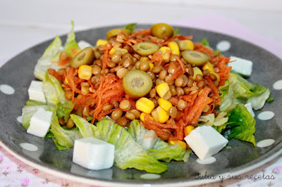 Ensalada de lentejas con queso fresco