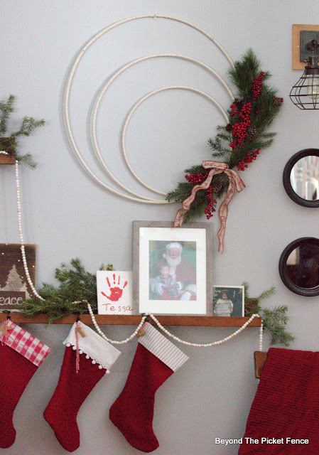 Make a Simple Wreath for Christmas