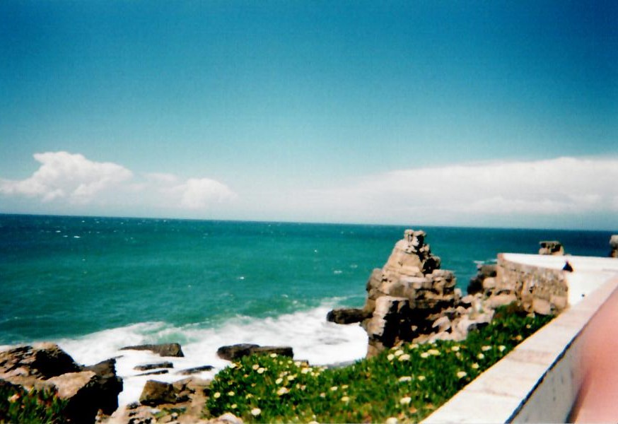 surfing break in baleal portugal