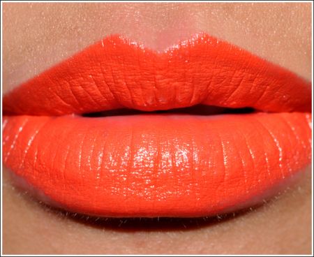 Cool Cosmetics Ruj Rezistent La Transfer Kiko Double Take Lipstick