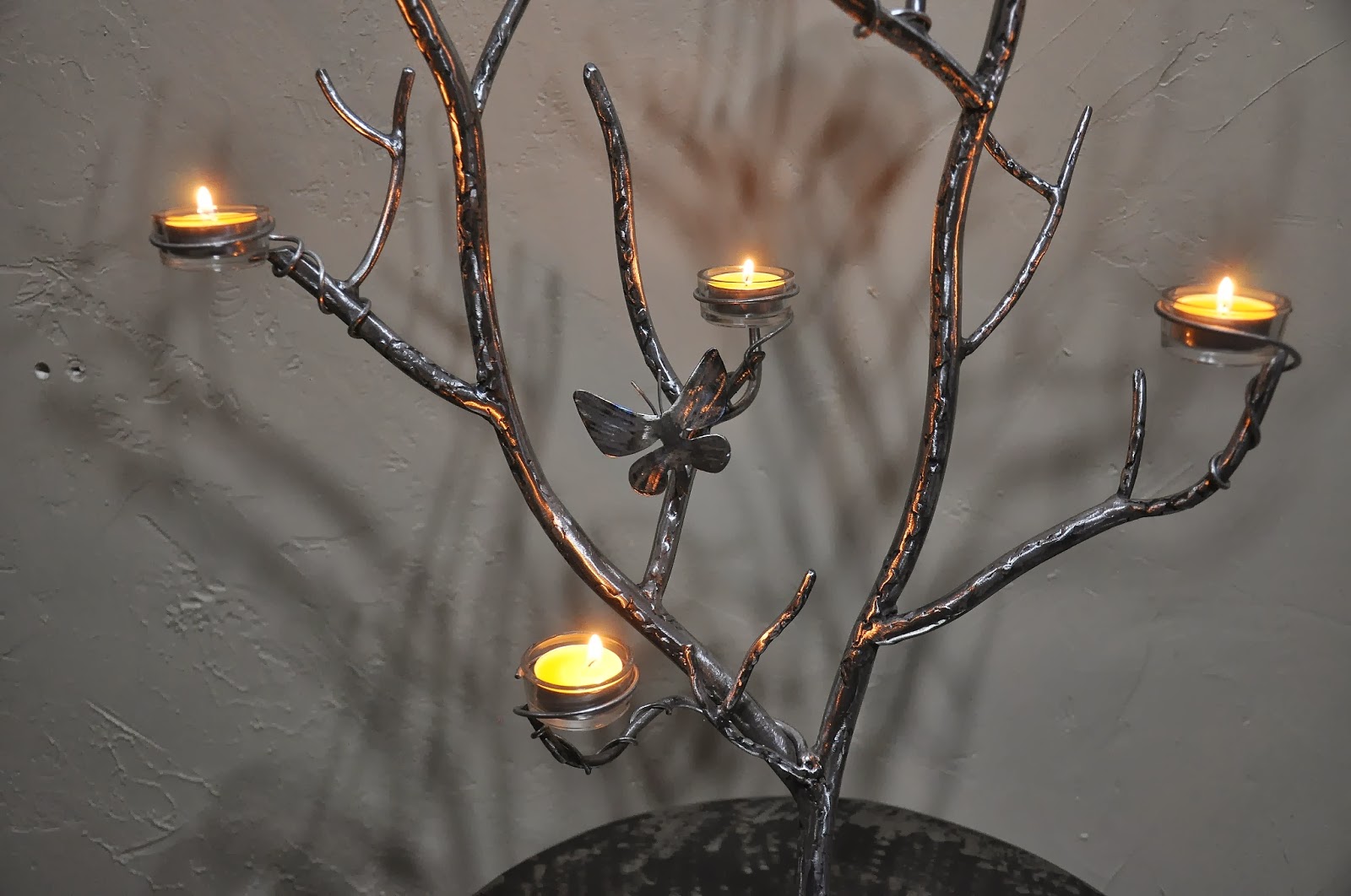 cr-ateur-d-objets-d-co-en-fer-forg-bougeoirs-luminaires-porte-bouteille