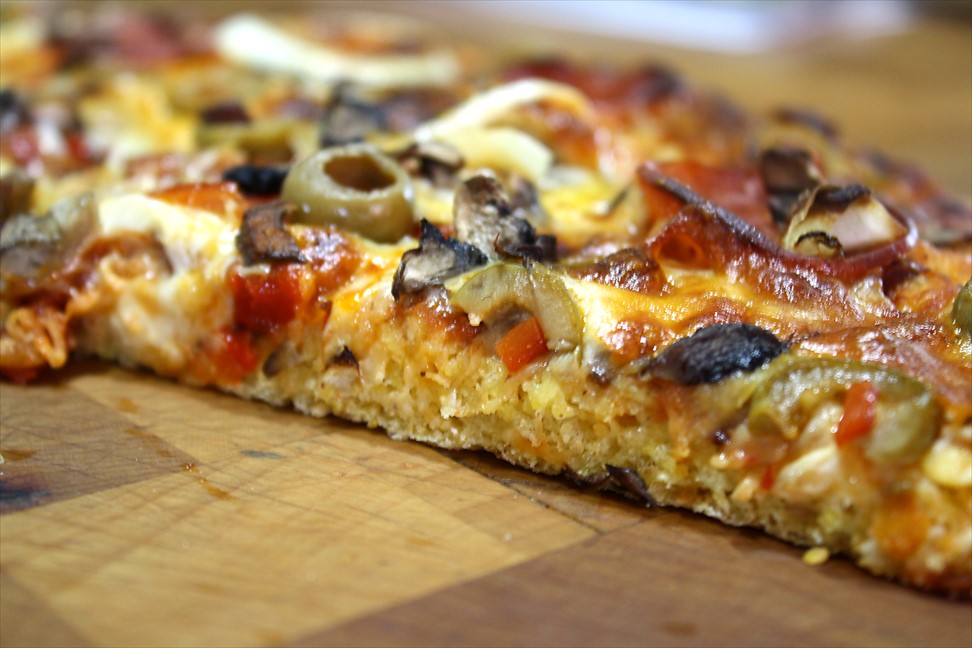 Cooking Gluten Free with Bea Gluten Free Pizza Crust Using biscuit mix