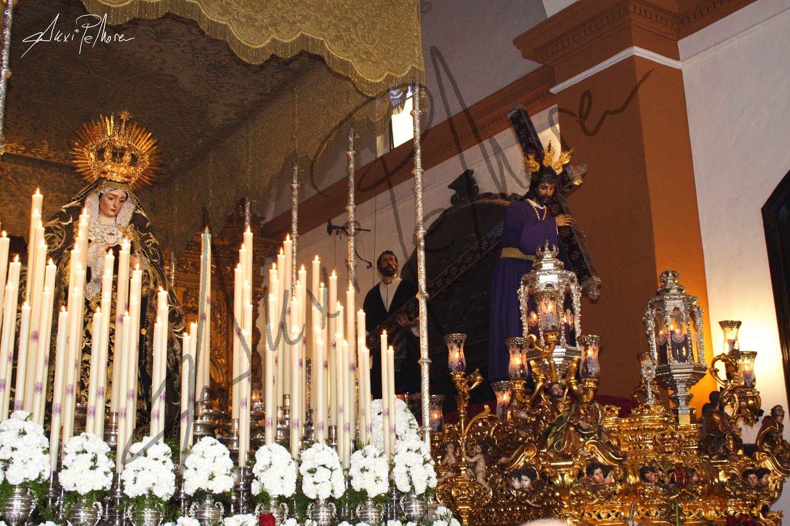 Mi cámara cofrade Viernes Santo de Utrera 2013