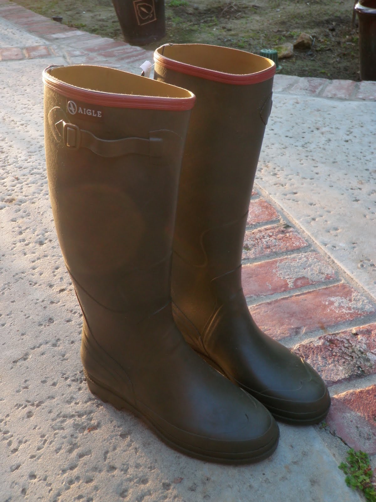 aigle walking boots uk