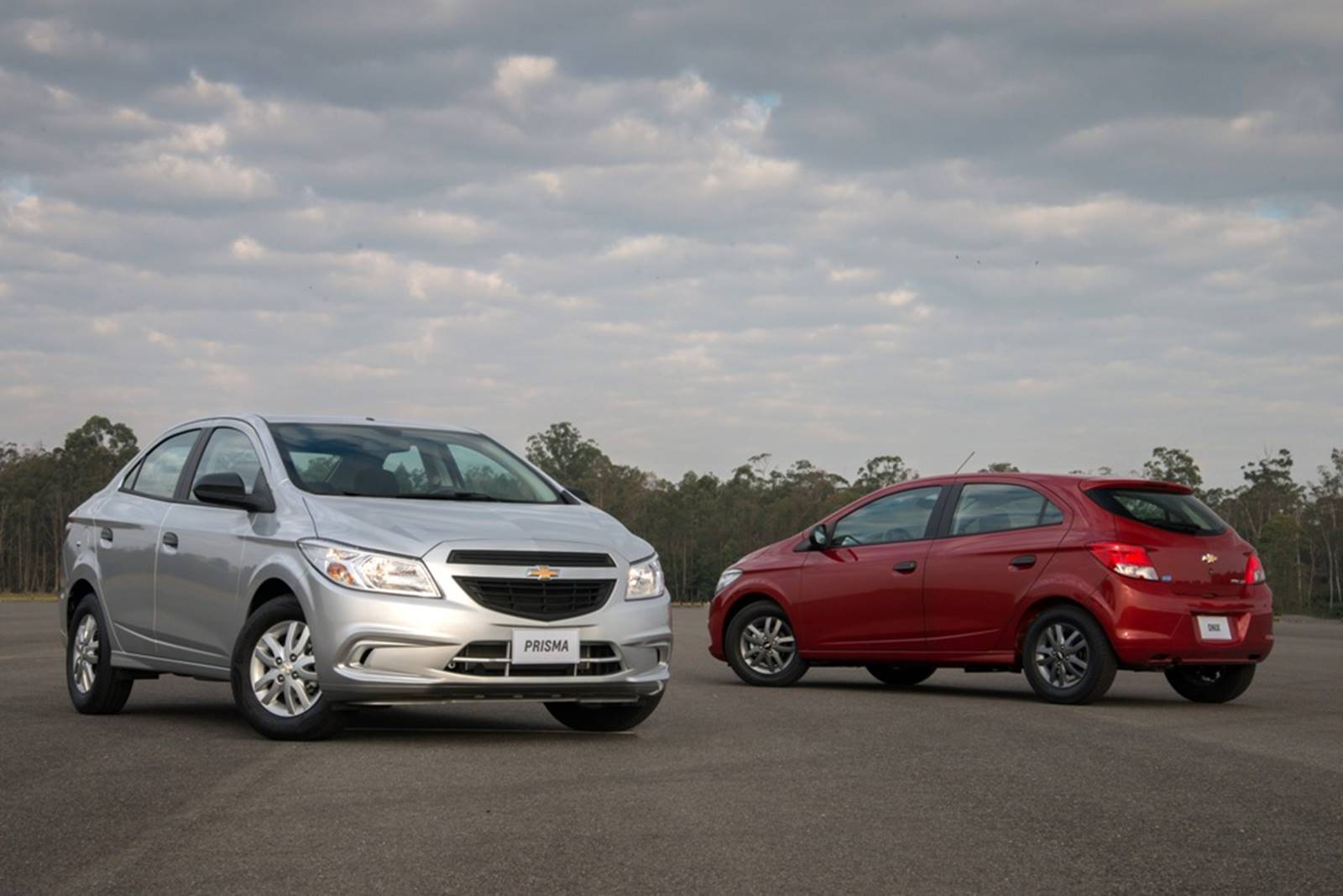 Chevrolet Onix 2017 Joy fotos, preços, consumo e detalhes CAR.BLOG.BR