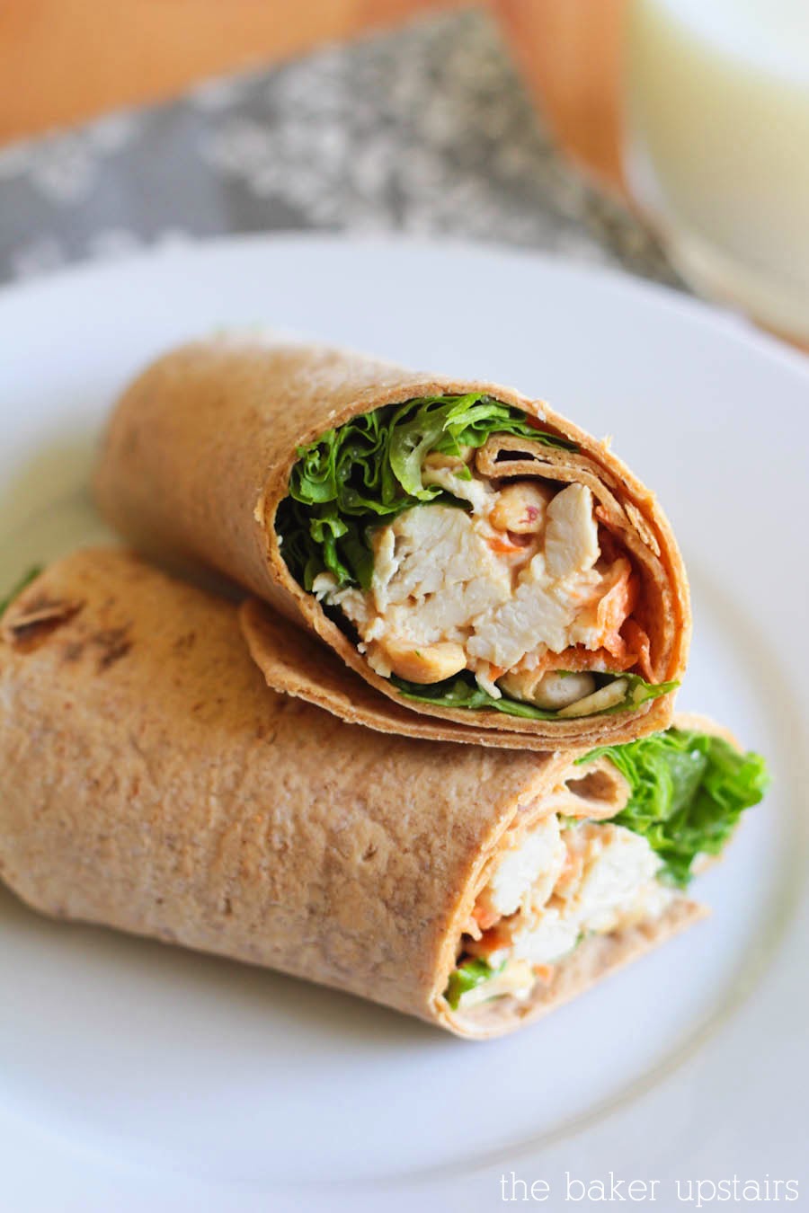 These thai chicken wraps are super quick and easy to make, and so delicious and full of flavor!