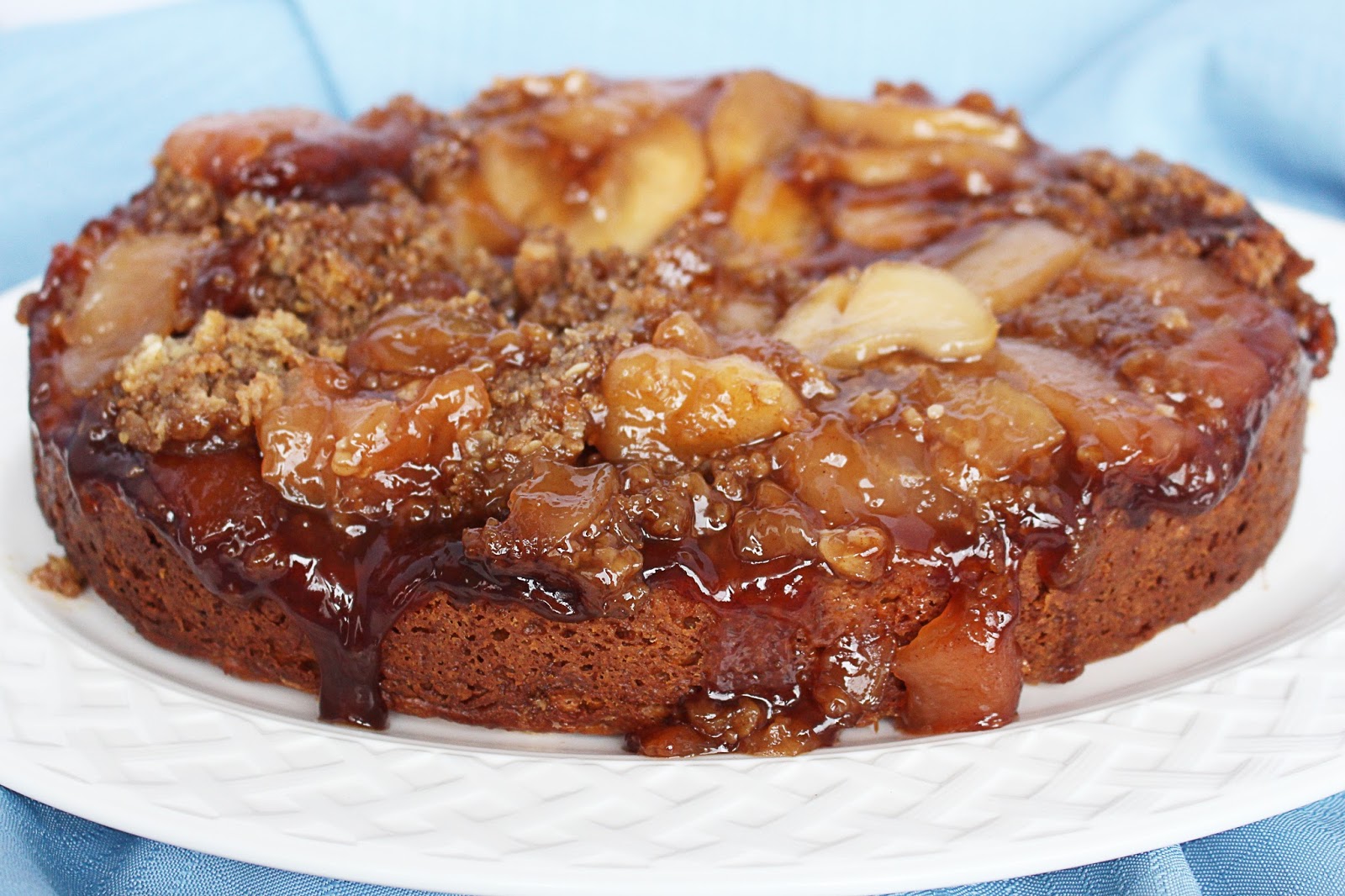 Kylee's Kitchen Slow Cooker Apple Crisp Coffee Cake