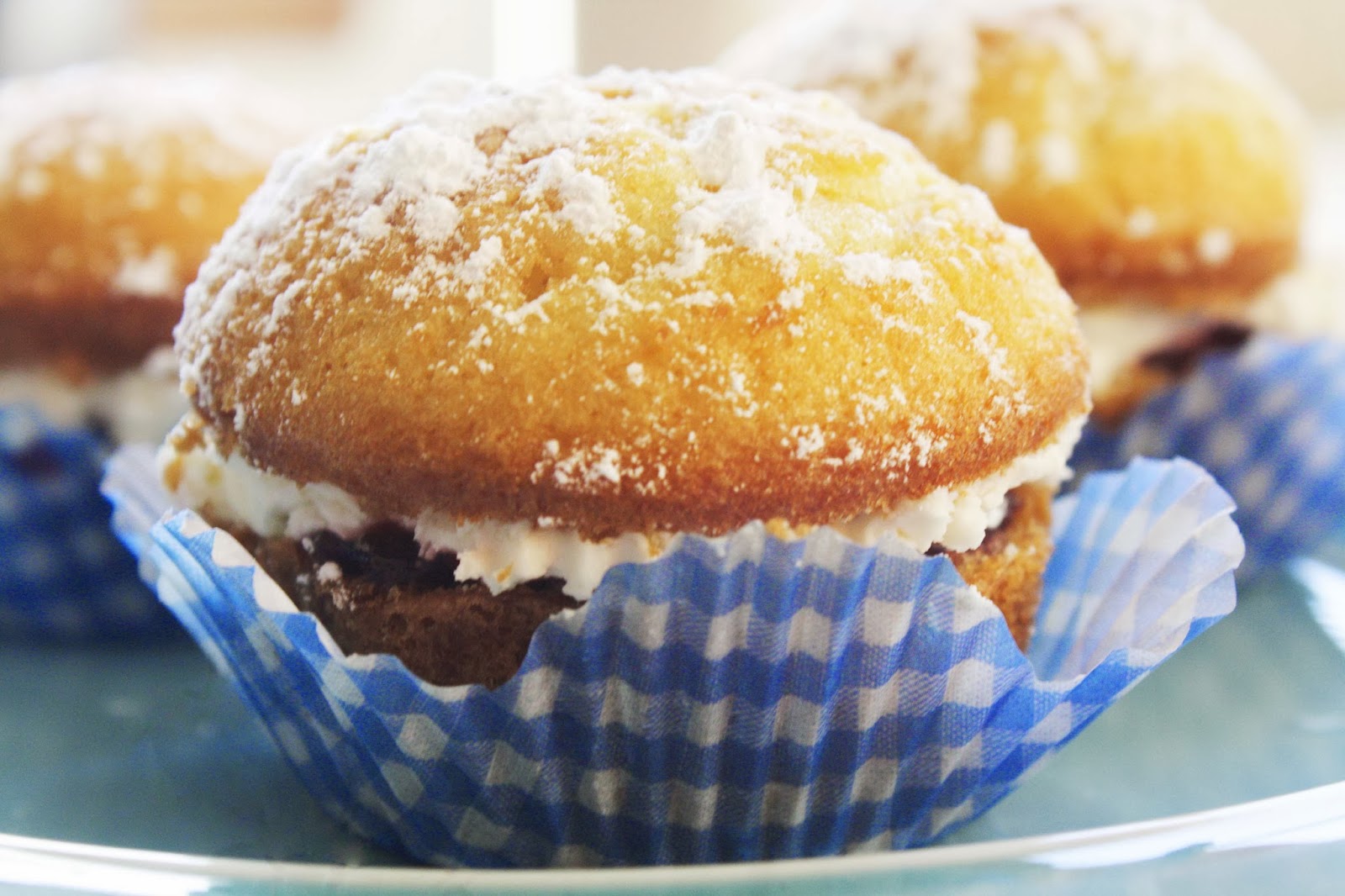 victoria sponge cupcakes