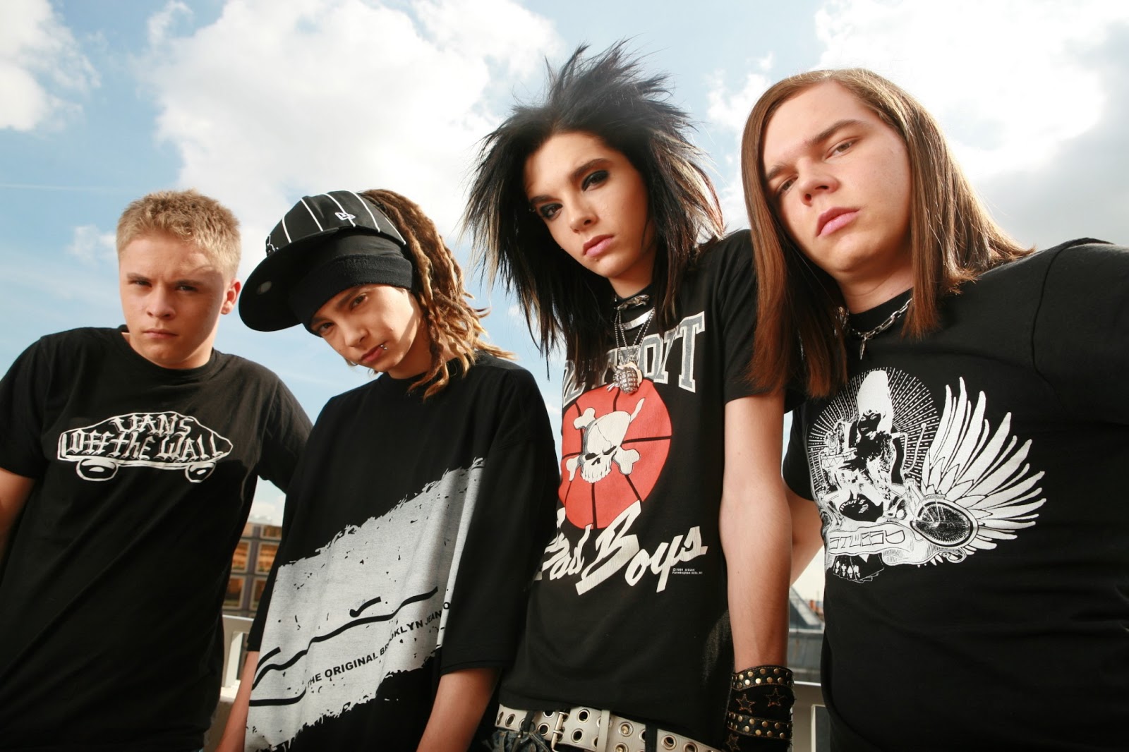 Немецкая группа парень. Группа Tokio Hotel 2006. Немецкая Молодежная группа Токио хотел. Токио Российская рок-группа. Тотал хотел группа.