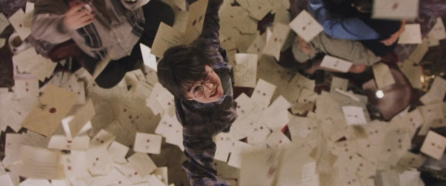 Resultado de imagem para carta harry potter recebendo