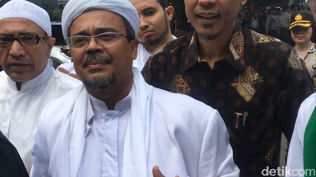 Putrinya Kini Bisa Menyeberang ke Yaman, Ini Kata Habib Rizieq Putrinya Kini Bisa Menyeberang ke Yaman, Ini Kata Habib Rizieq