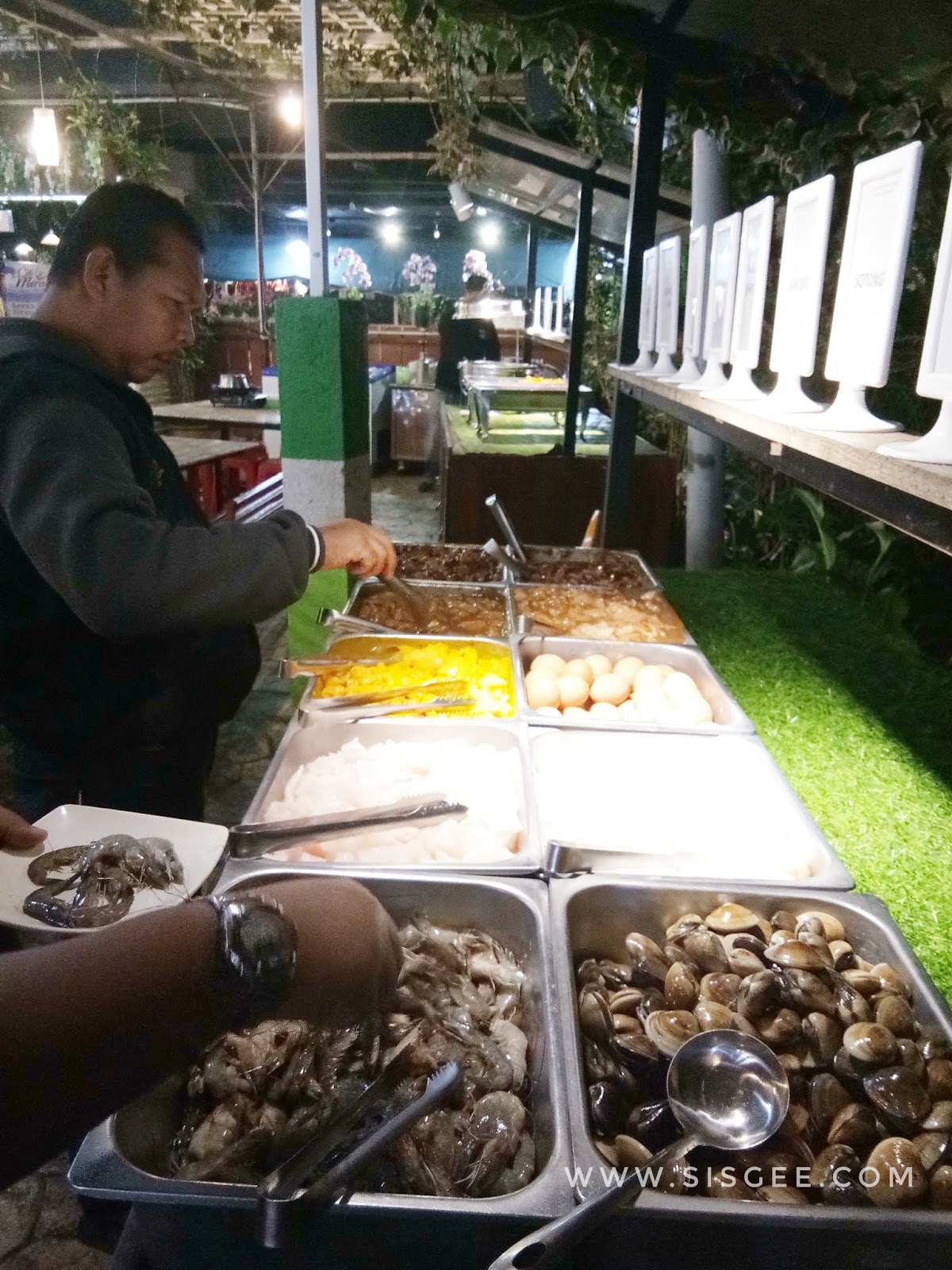 Sis Gee Dinner Steamboat & Grill di Restoran Taman Apple Cameron