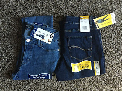 Mommy's Favorite Things: No Gap Waist Jeans from Lee & Giveaway
