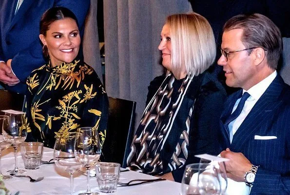 Crown Princess Victoria wore a new gold-flower print dress by Dagmar. IT Girls, Institute for Youth Development KULT, Challenge 2 Change