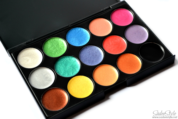 15 Color Cosmetic Shimmer Eyeshadow Palette