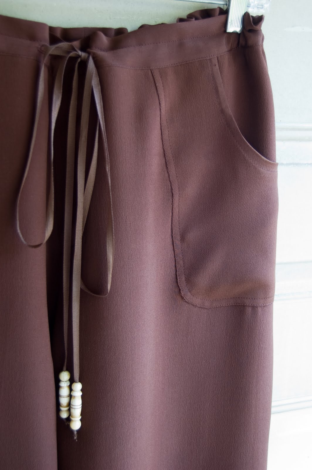 Drawstring Wool Silk Knit Pants