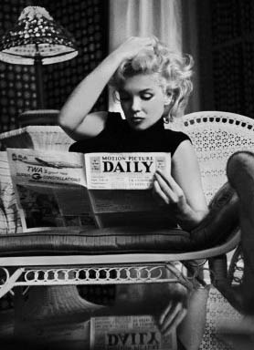 Marilyn Monroe reading ~ vintage everyday
