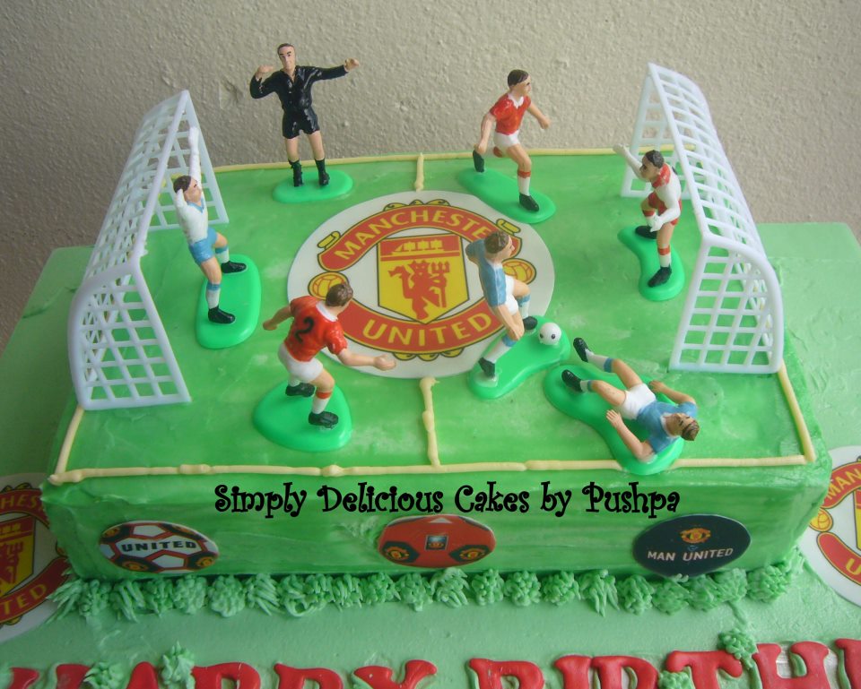 SIMPLY DELICIOUS CAKES Manchester United Cake
