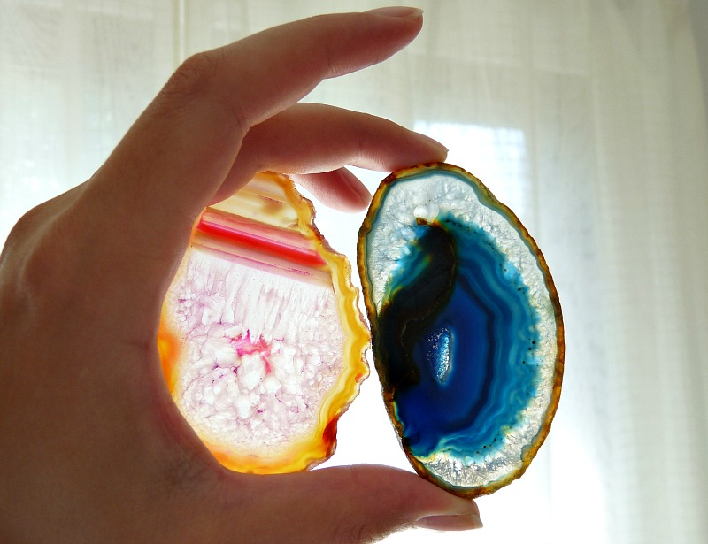Small agate slices