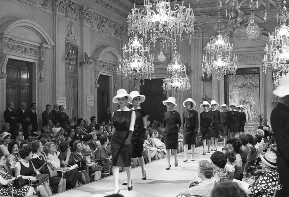 the-glamour-of-italian-fashion-sala-bianca-palazzo-pitti-florence/cool-chic-style-fashion