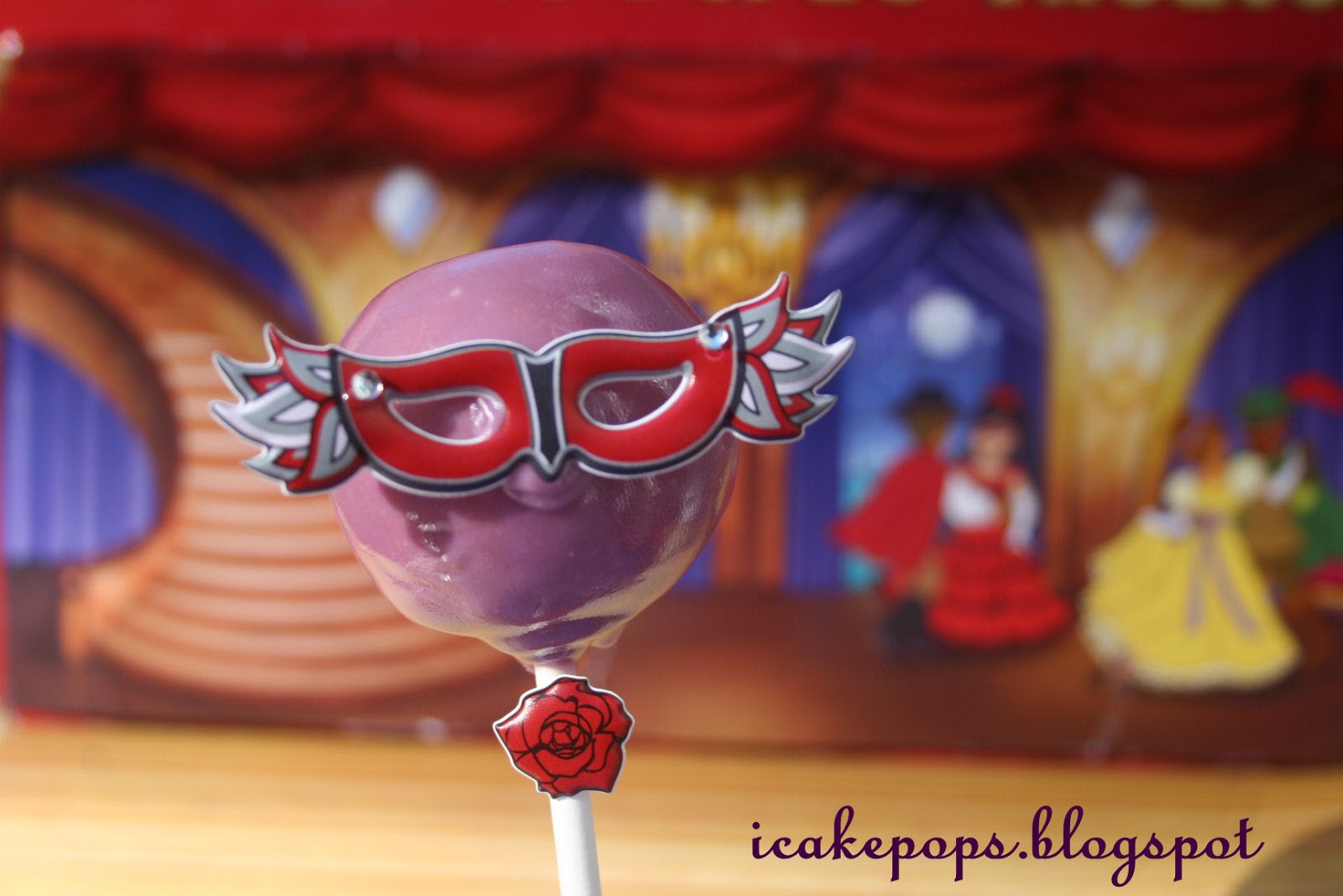 icakepops Masquerade Ball Cake Pops