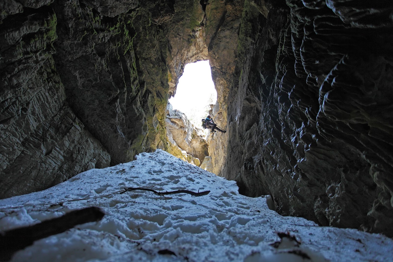 THUNDER SHOWER CAVE, UTAH ADAM HAYDOCK