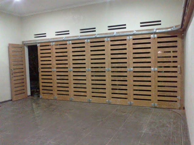 pintu garasi aluminium