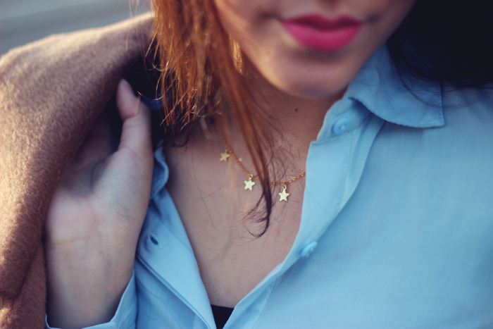 gold starfs necklace fashion blogger