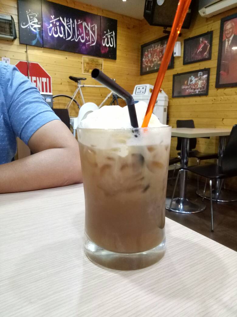  Diari Seorang Pustakawan Salt & Pepper Restaurant Bangi